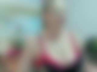 joyfuluntamed MILF webcam performer live streaming