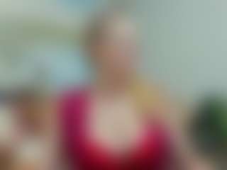 Modelka MILF joyfuluntamed nadaje na żywo