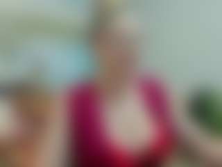 Live cam show with joyfuluntamed - Grey Eyes on CamwithHer