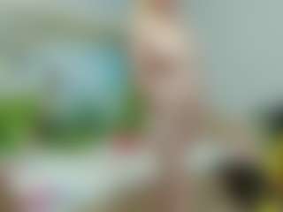 Live cam show with joyfuluntamed - Upskirt on SpankPalCams