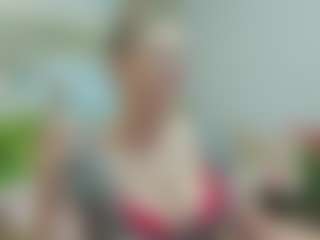 joyfuluntamed MILF webcam performer live streaming