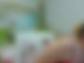 Live cam show with joyfuluntamed - Fingering MILF on Sweet Sext