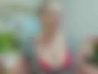 joyfuluntamed's Live Sex Cam Show