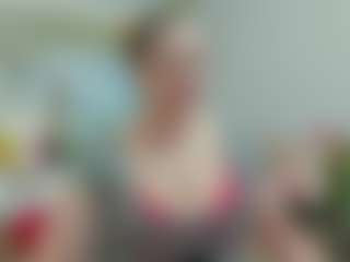 Live cam show with joyfuluntamed - Solo on Camsoda