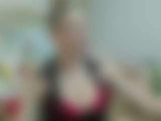 joyfuluntamed MILF webcam performer live streaming