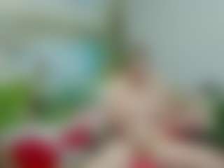 Live cam show with joyfuluntamed - Legs on StripNow