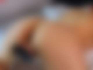 Live cam show with Cleopatra3101 - Spank on Camsoda