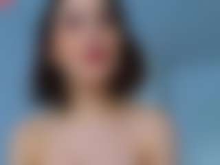 Live cam show with Cleopatra3101 - Flashing on camwithhim.com