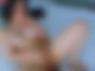 Live cam show with Cleopatra3101 - Lush Brown Hair on googirlz