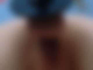 Live cam show with Cleopatra3101 - Spank on Chatstar