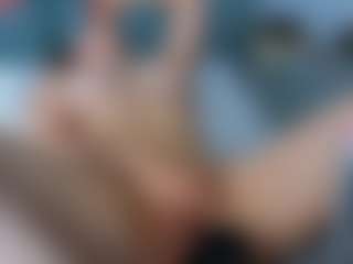 Live cam show with Cleopatra3101 - Tease on crypto-cams