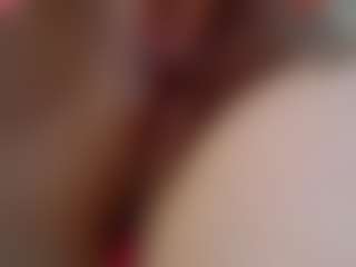 Live cam show with Cleopatra3101 - Petite Toys on Camsoda