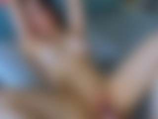 Live cam show with Cleopatra3101 - Lovense Petite on Camsoda