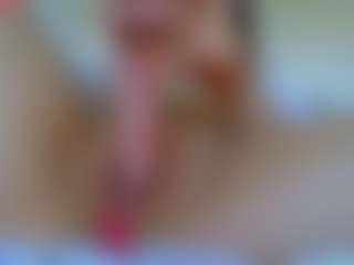 Live cam show with Cleopatra3101 - Bedroom on sexytreat.net