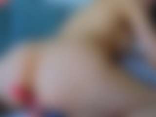 Live cam show with Cleopatra3101 - Anal on Camming Site