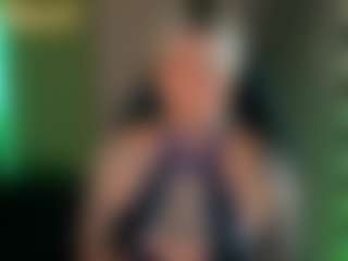 amyhouse's Live Sex Cam Show