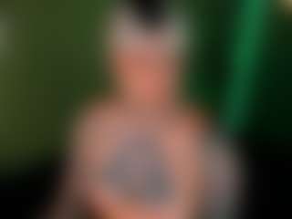 Live cam show with amyhouse - Shaved Pussy on SpankPalCams