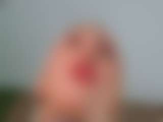 amyhouse's Live Sex Cam Show