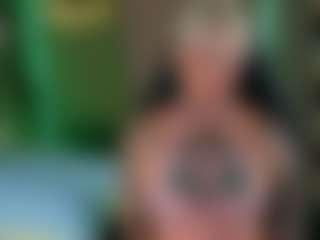 Live cam show with amyhouse - Tattoos Mature on Chatstar