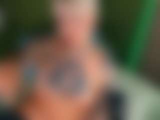 amyhouse's Live Sex Cam Show