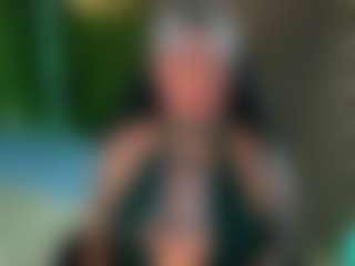 amyhouse MILF webcam performer live streaming