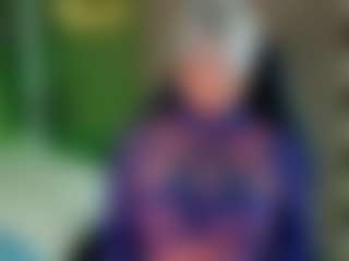 amyhouse's Live Sex Cam Show