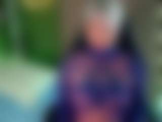 Live cam show with amyhouse - Public MILF on Soda Cam