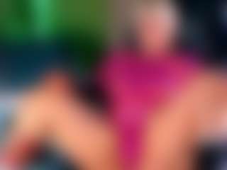 amyhouse's Live Sex Cam Show