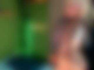 Live cam show with amyhouse - Public Mature on Camsoda