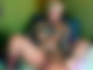 amyhouse's Live Sex Cam Show