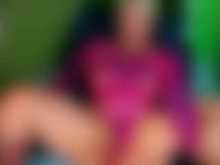 amyhouse's Live Sex Cam Show