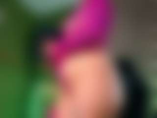 Live cam show with amyhouse - Bbc on Camsoda