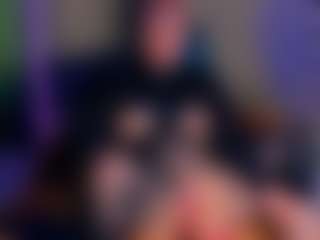 amyhouse's Live Sex Cam Show