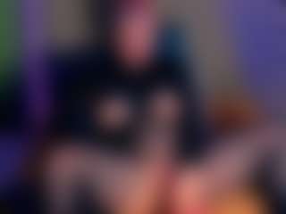amyhouse's Live Sex Cam Show