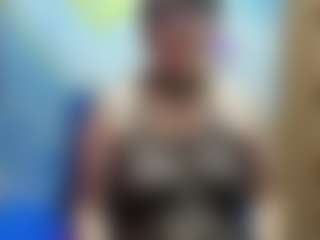 Live cam show with carollsweet - Glasses on milfzrlive.com