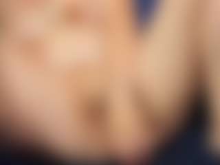 Live cam show with carollsweet - Glasses on Camsoda