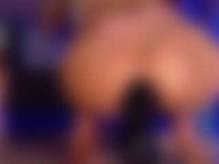 mollyyourslut's Live Sex Cam Show