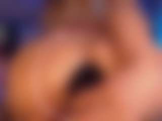 mollyyourslut's Live Sex Cam Show
