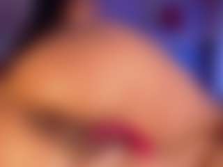 mollyyourslut's Live Sex Cam Show