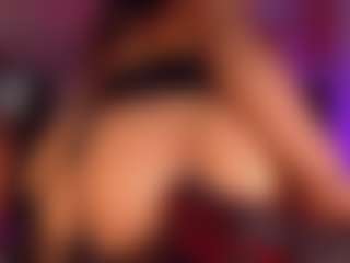 mollyyourslut's Live Sex Cam Show