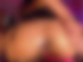 mollyyourslut's Live Sex Cam Show