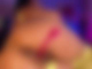 mollyyourslut's Live Sex Cam Show