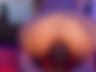 Live cam show with mollyyourslut - Sexy on TeamSkeetLive