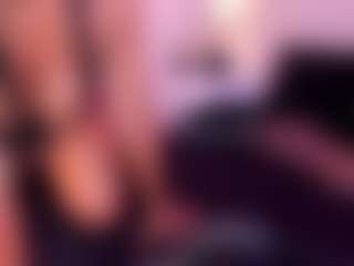 Live cam show with Claire Miller - Teen (18+) on Fling VIP Chat