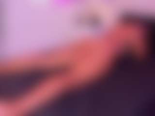 Claire Miller's Live Sex Cam Show