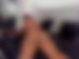 Claire Miller's Live Sex Cam Show
