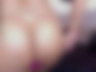 Live cam show with Claire Miller - Anal on madthumbs