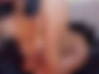 Live cam show with Claire Miller - Athletic Brown Eyes on Hubzter Live