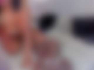 Live cam show with Claire Miller - Interactivetoy Mature on nudelive.tv
