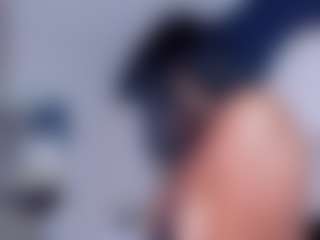Live cam show with Claire Miller - Athletic BBW on fuck-show.com
